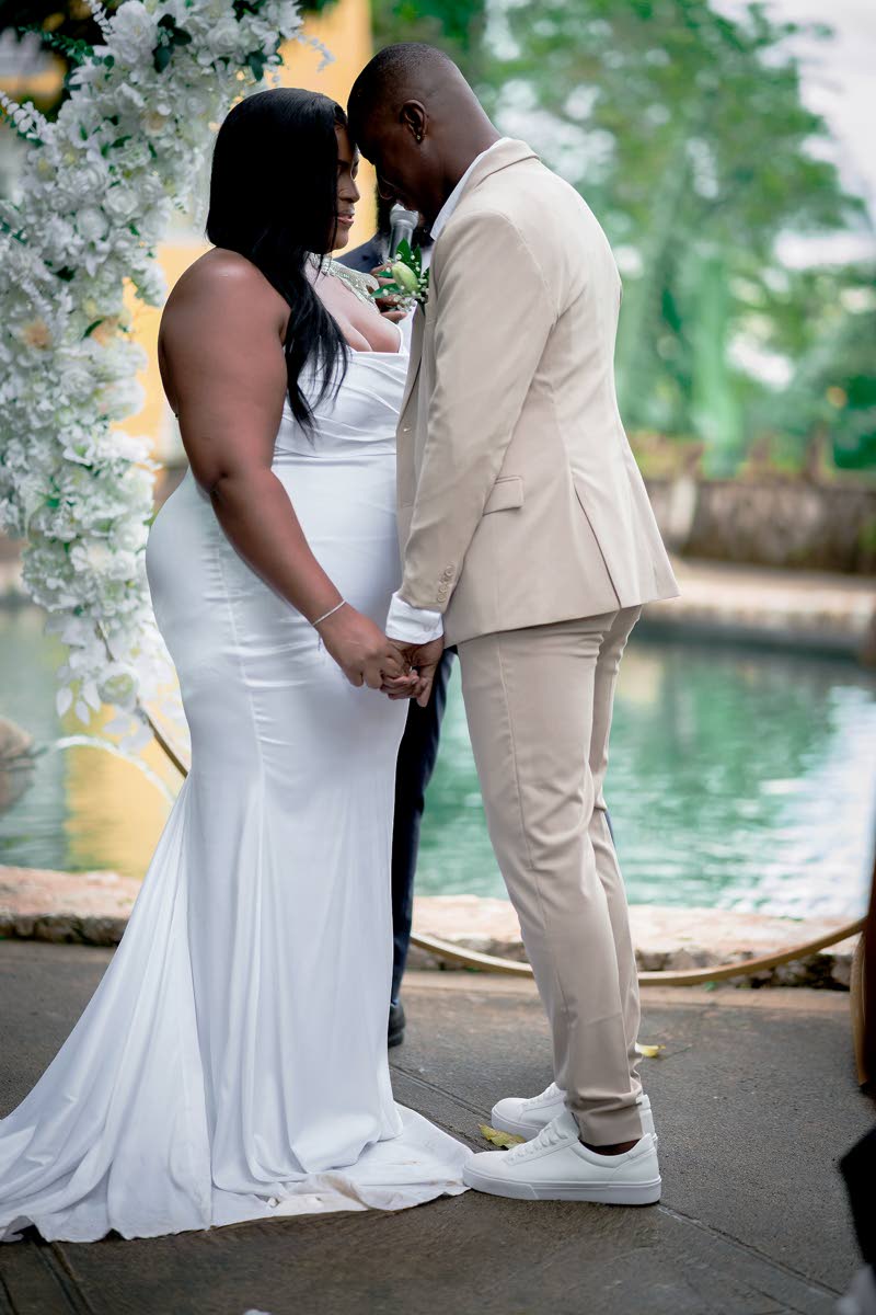 These soulmates joined hands and hearts in a beautiful wedding ceremony at Villa Ronai, located in the hills of St Andrew on May 2. 
