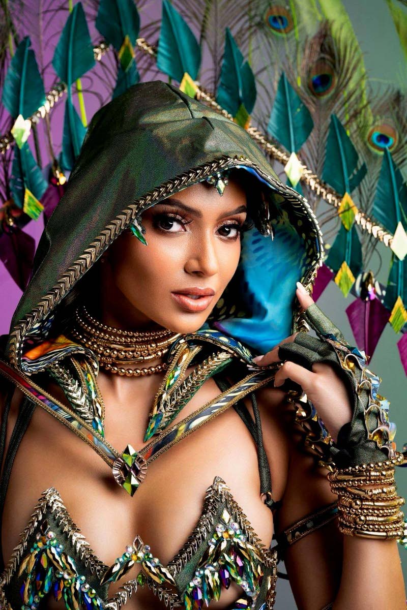 The Arrow costumed is inspired by archery.