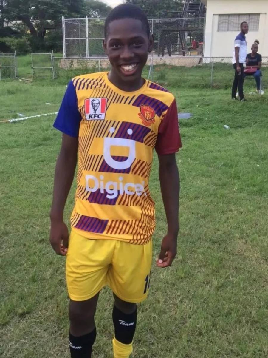 
Andre Salmon during the 2022 ISSA Urban Area Under-16 season. 