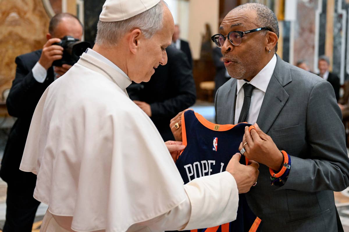 Pope Leo XIV meets with Spike Lee during an audience with and stars directors from the cinema at the Vatican, Saturday, November 15.