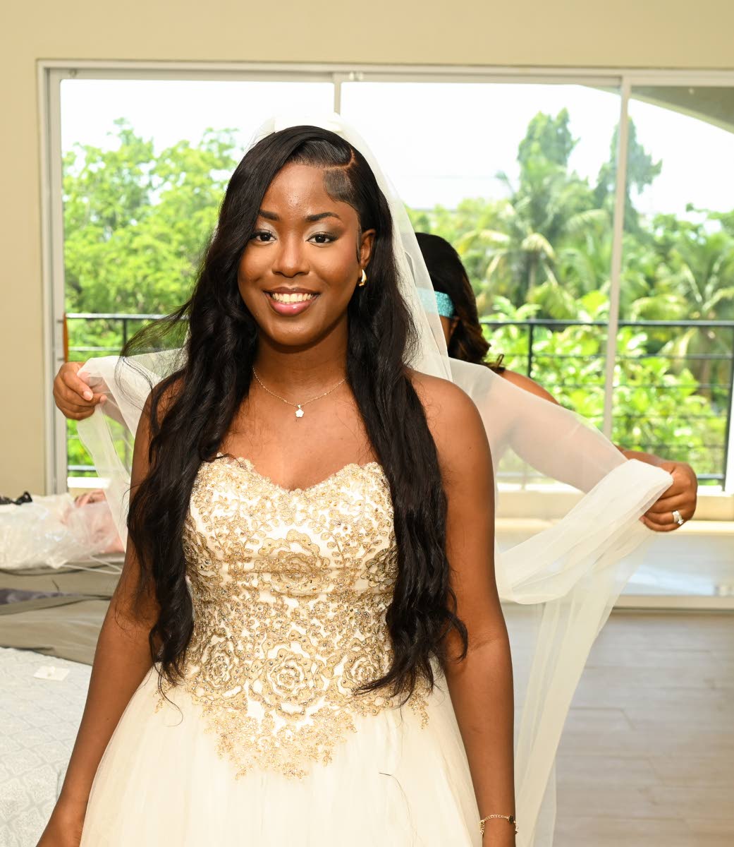 The beautiful bride, glowing on her special day. 