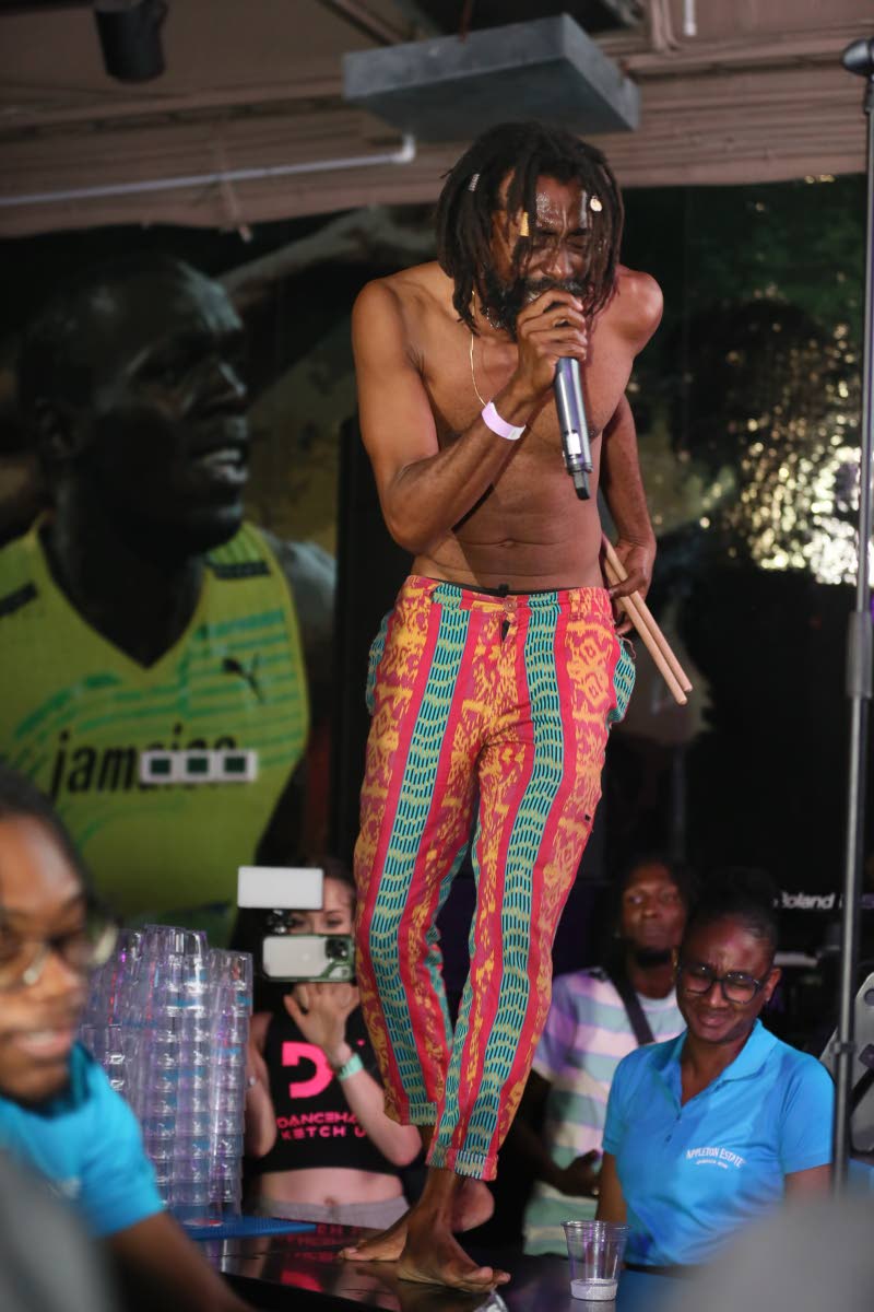 Everaldo Creary aka ‘Puku Poo’ or ‘Evie’, brought his A-game to the stage during his performance at Usain Bolt’s Tracks & Records in St Andrew last Thursday.