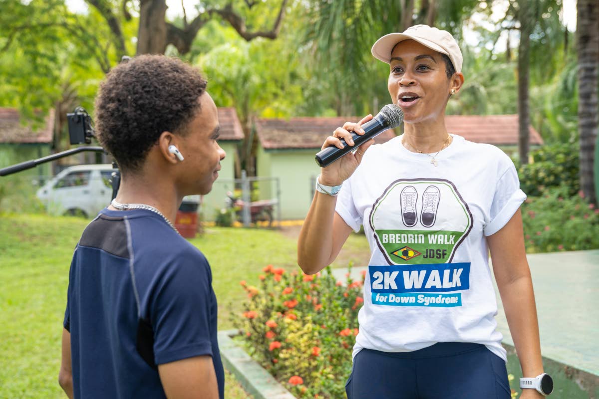 Nadine Tarawali, executive director of Special Projects at JDSF, addresses supporters and attendees at this year’s Bredrin 2k Walk on November 16.