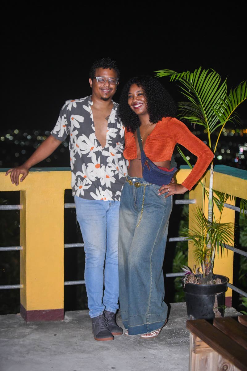 Filmmaker Kaiel Eytle and Nadean Huxtable, owner of Ladybee Mixology, keep things effortlessly island-chic.