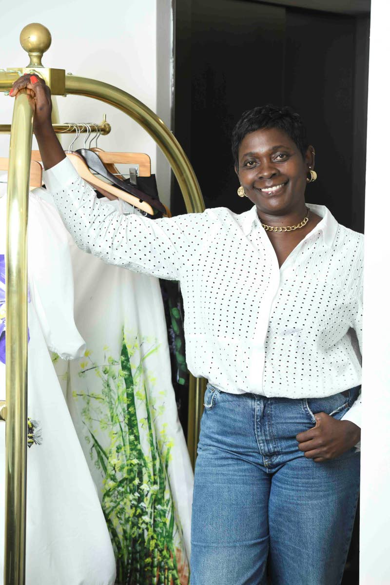 Ahead of the ‘Living’ photo shoot to spotlight her capsule collection, on which she collaborated with visual artist Tobean Walters, fashion designer Angella Wilkinson flashed her pearly whites.