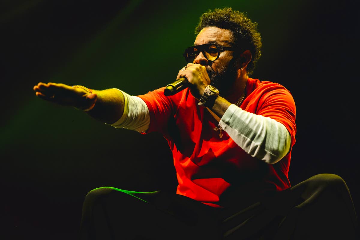 Shaggy reminded the crowd why dancehall music has thrived and survived.