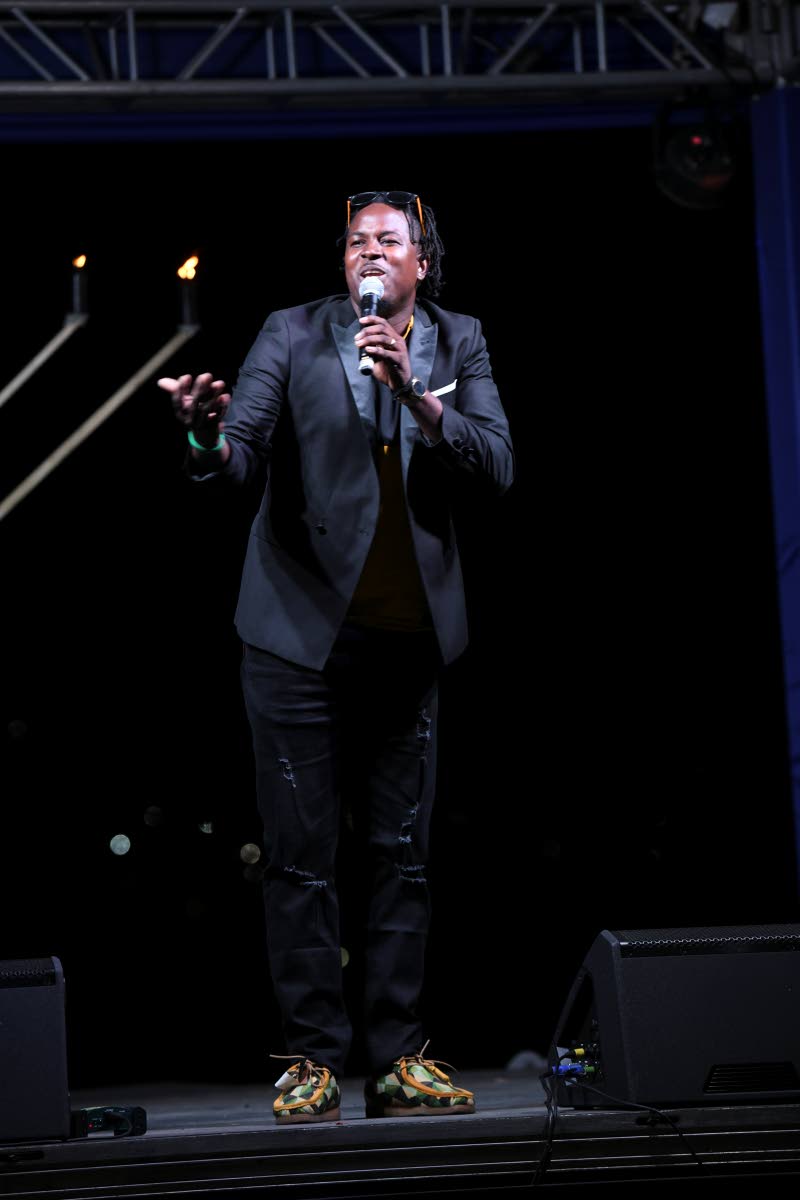 
Singer Ozarii emphasised in song that the ‘use people and love things’ mentality needs to be reversed.

