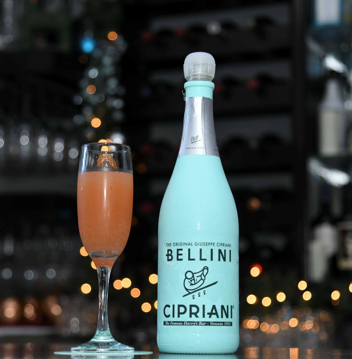 The Cipriani Bellini is a wine cocktail which combines Prosecco and delightful white peaches.