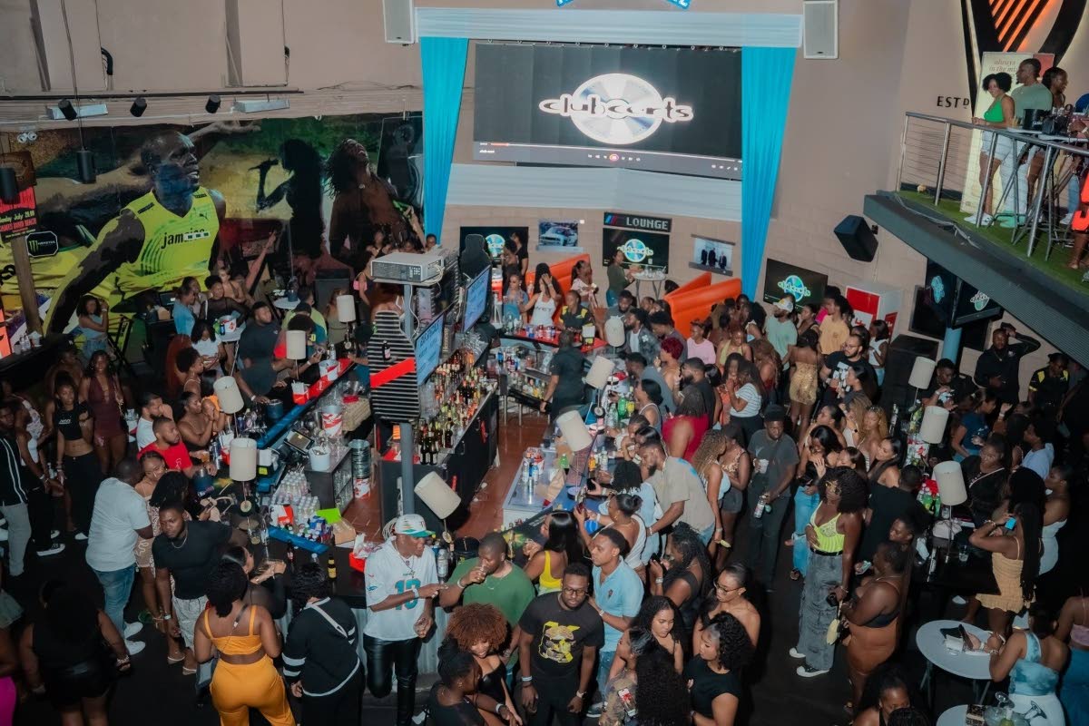 Patrons came out in numbers for the Chris Brown-themed staging of Clubcerts on November 28 held at Usain Bolt’s Tracks & Records on Constant Spring Road.