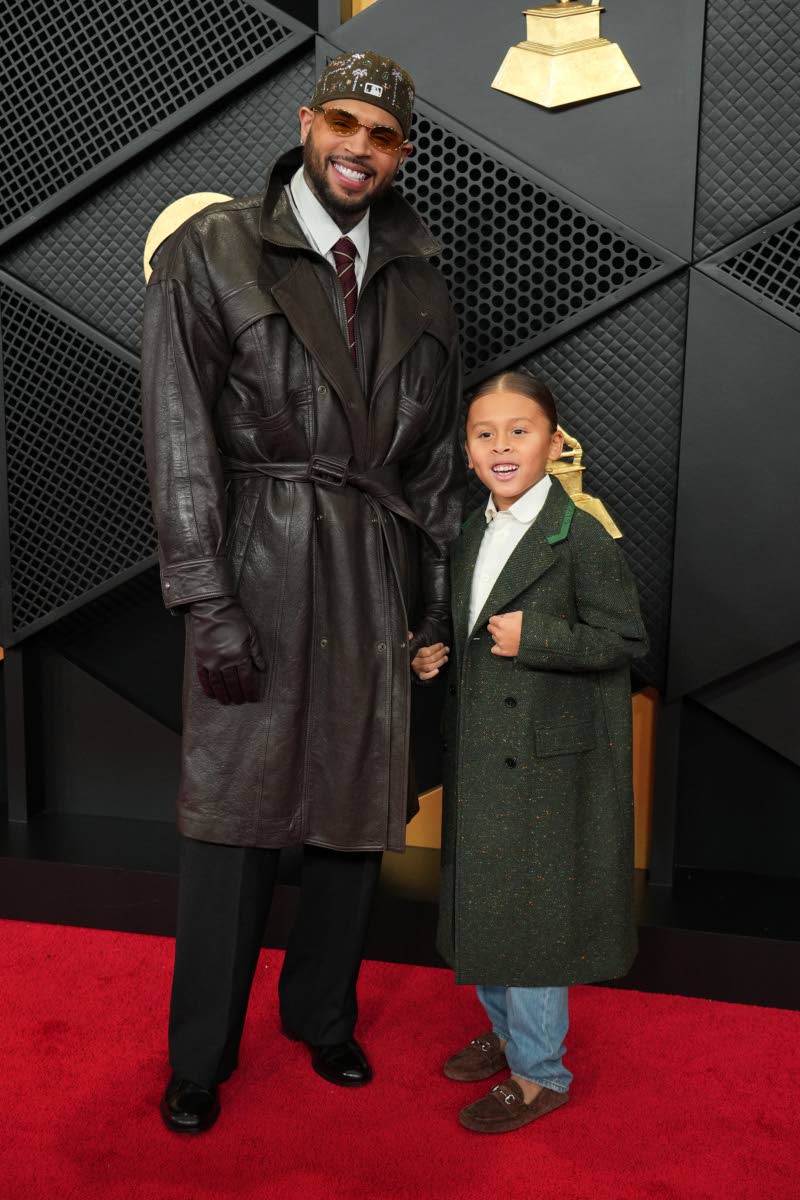 Daddy-son duo Chris Brown and little Aeko made their red carpet appearance together.