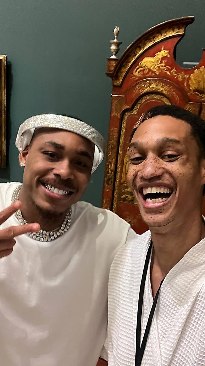 Romaine Dixon (right) and Minnesota Vikings Wide Receiver Justin Jefferson. 