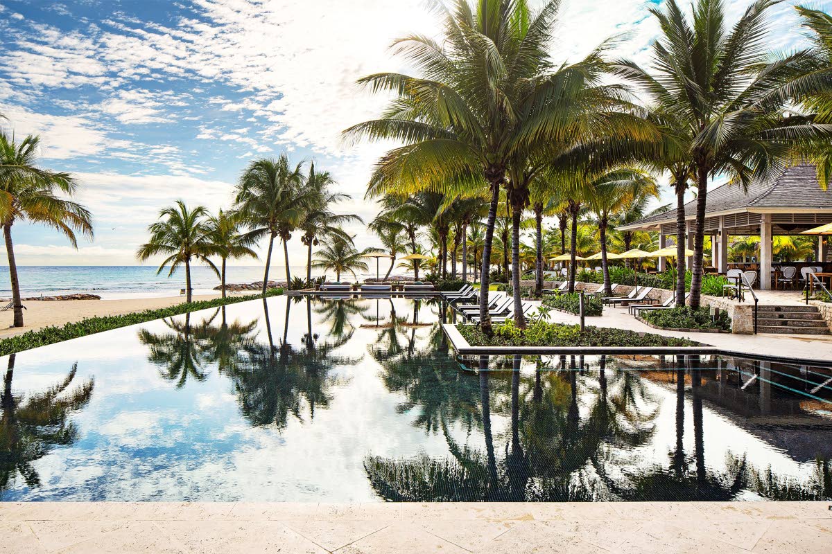 Half Moon Eclipse Infinity Edge Pool 