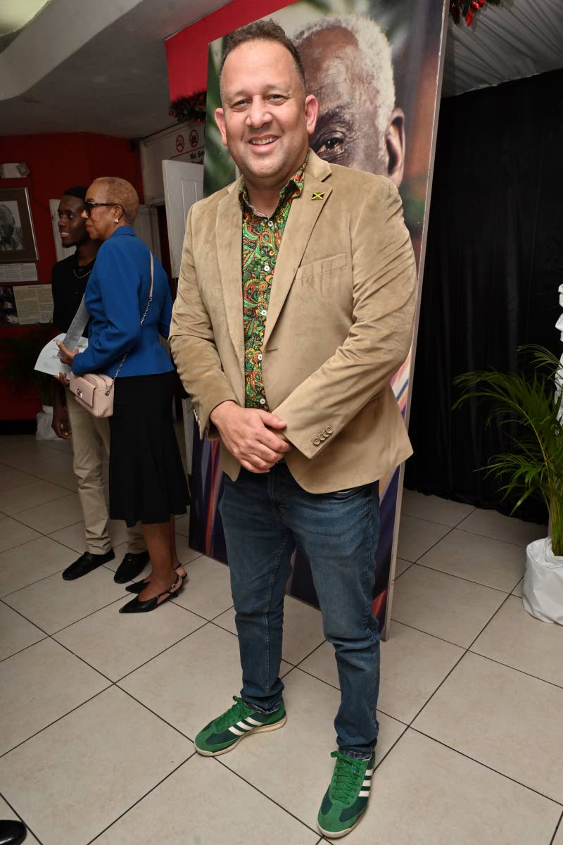 Below: Consul General to Miami, Oliver Mair, a former member of The University Singers, shared how delighted he was to experience Remembering Rex. 