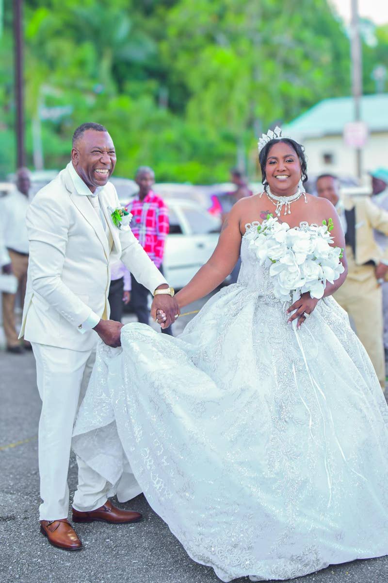 The double wedding day was filled with love and laughter for Gary and Keisha Cooper who tied the knot after being together for almost three decades.