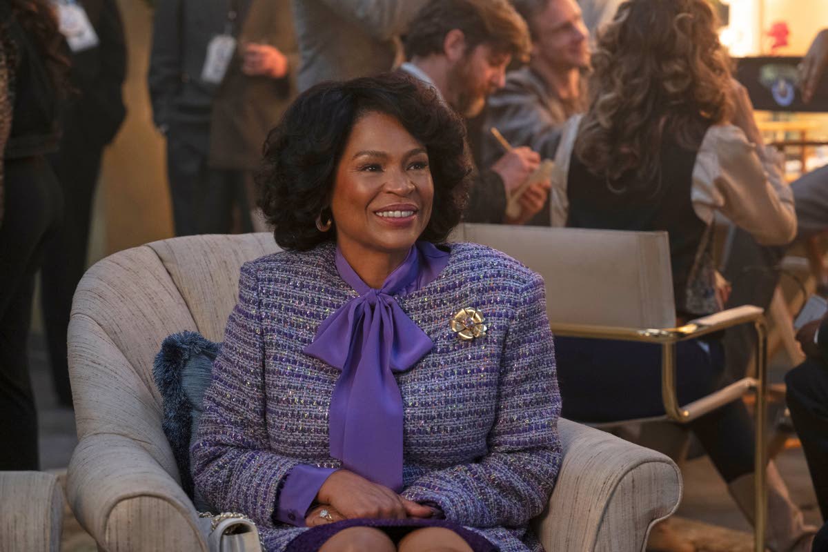  Nia Long as Katherine Jackson in a scene from ‘Michael’.