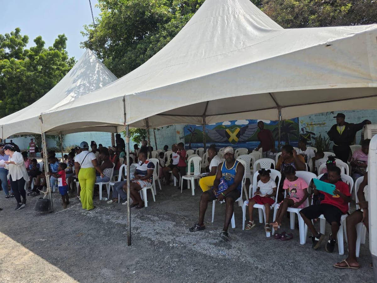 Residents of Maverley wait patiently to access a range of health services at  the 15th staging of the Rotary Club of Trafalgar New Heights’ health fair for the community of Maverley recently. The event was held at the Maverley Primary and Infant School i