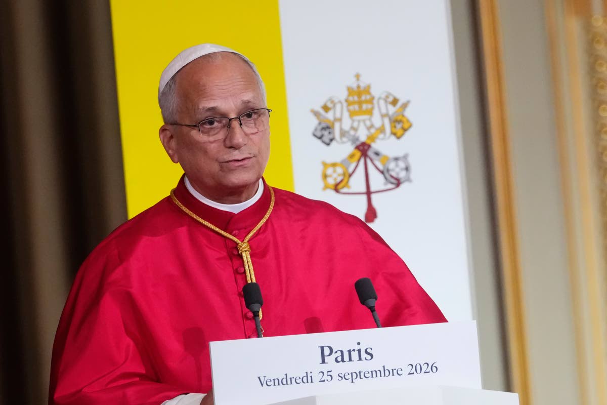 Pope Leo XIV speaks during a joint statement with French President Emmanuel Macron at the Elysee Palace, Friday, Sept. 25, 2026. (AP Photo/Teresa Suarez, Pool)