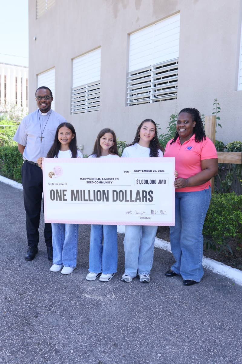 From left: Father Ernest Chikwata, Mustard Seed Priest assigned to Mary’s Child; Treats That Give Back founders and Second-Form students Emma Chin, Charly Hammond, and Milah Hosang; and Nadia Williams, Mary’s Child Administrator.