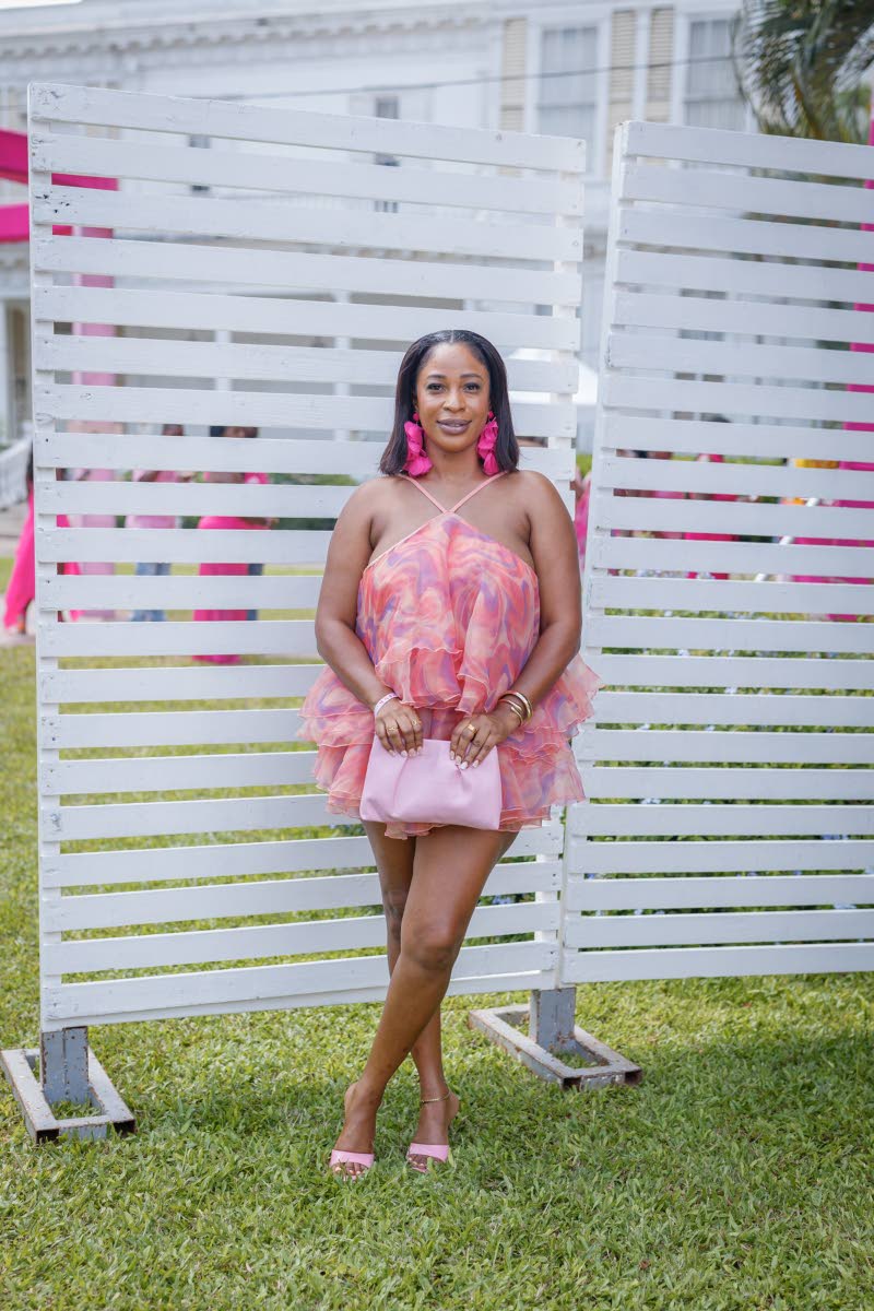 Jodi-Ann Allen lets her fuchsia earrings complement her brunch ‘fit.