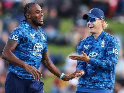 England’s Jofra Archer (left) and Jacob Bethell.