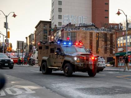 An armoured vehicle carrying Venezuelan President Nicolas Maduro and his wife Cilia Flores arrives at Manhattan Federal Court on January 5, 2026, in New York. 

