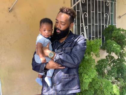 Smith spends some quality time with his baby nephew, Zemari.