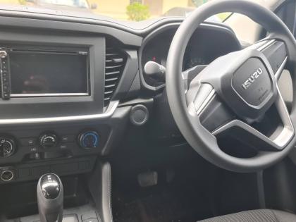 Isuzu MU-X interior.