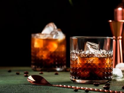 The Appleton Estate Blue Mountain serve cocktail.