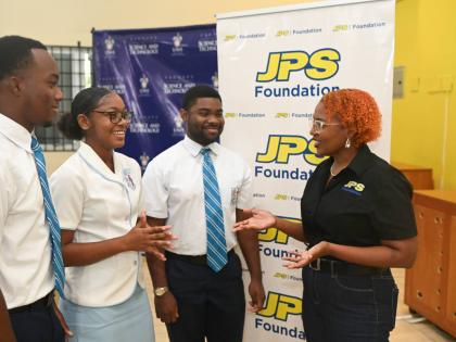 Ahead of the start of Day One of the five-day CAPE/STEM workshop series, JPS Foundation Head Sophia Lewis (right) queried the expectations of St George’s College lower-sixth form students (from left) Jadon Hyman, Shyanne Reid and Kyheem Irving at The Uni
