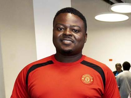 Vaughn Armstrong was the first customer inline at last Friday’s customer experience to celebrate Flow’s recognition as Jamaica’s Fastest Mobile Network. Vaughn, who was inline from 3a.m. and waited for about four hours, was rewarded with a Samsung S2