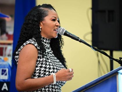 Dr Trisha Bailey 