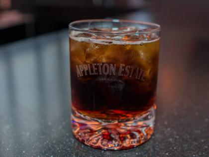 The Sherry Cola. 