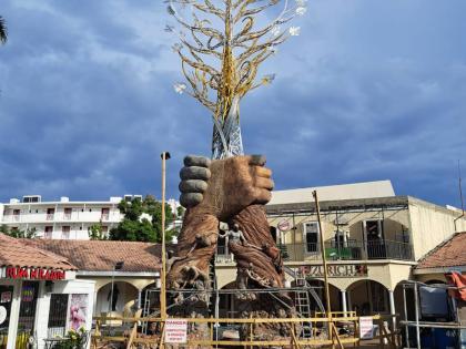 Full view of the 62-foot monument depicting the resilience of the Jamaican people, now being sculpted in Montego Bay, St James.
