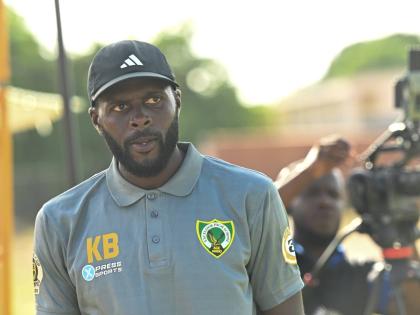
Excelsior High coach Keon Broderick.