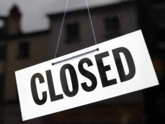 All courts will be reopened on Thursday, November 6. - Stock Image