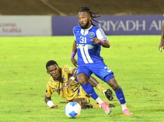 Mount Pleasant advanced to the final, however, as they won the tie 5-2 on aggregate.