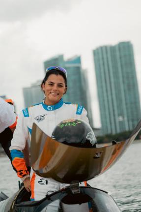 Sara Misir at the final in Biscayne Bay, Miami.