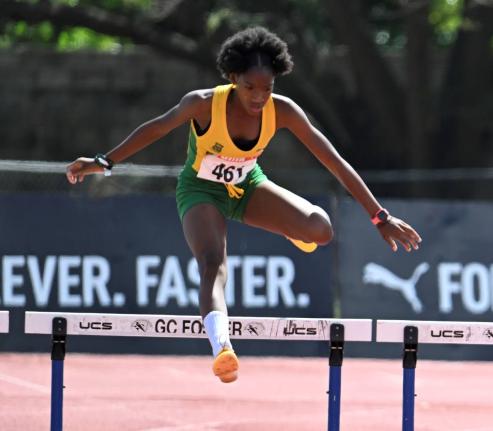 St Jago’s Alyssa Carty ditched the 400-metre hurdles for the 300 metres at the Wesley Powell Benjamin track and field meet at Excelsior High School on Saturday, finishing second in the event, clocking 44.11 seconds. 
