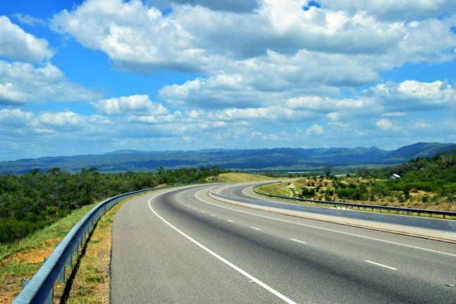 The Clarendon exit of Highway 2000 (East-West) in March 2016.